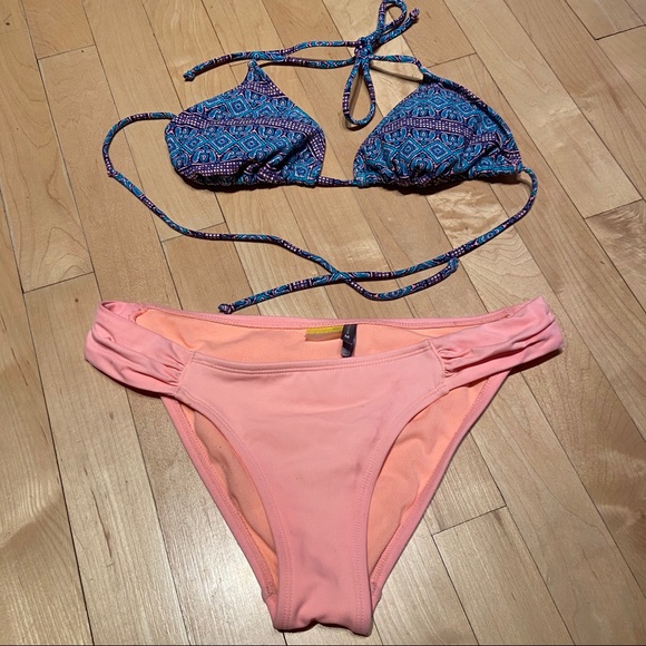 Pacsun String Bikini - Picture 1 of 5